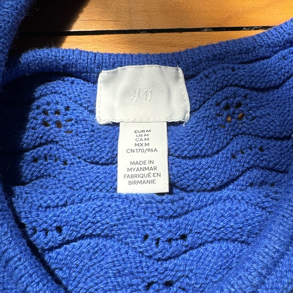 H&M Blue Ruffled Knit Crop Top - Picture 4 of 4